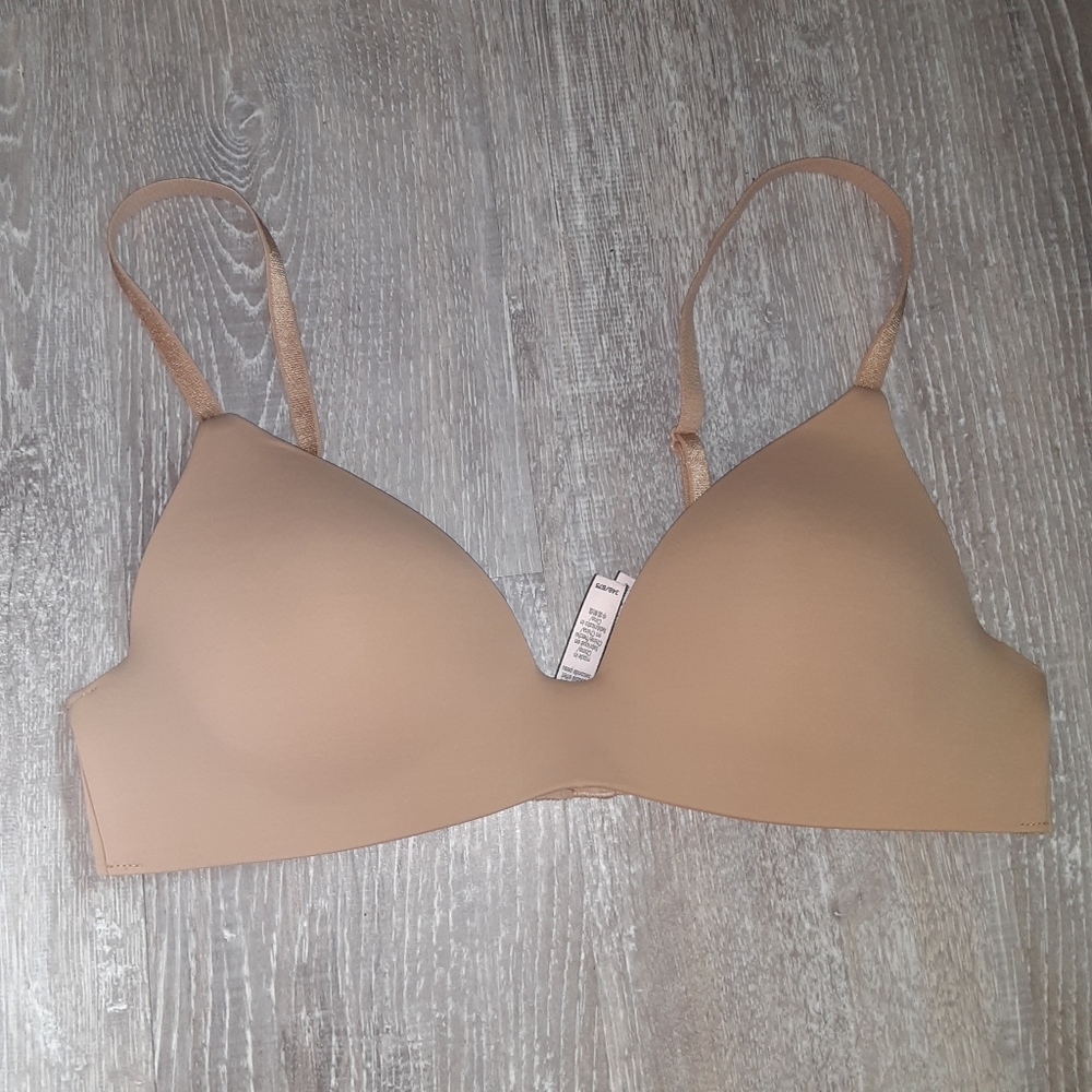 Victoria's secret bra 34b